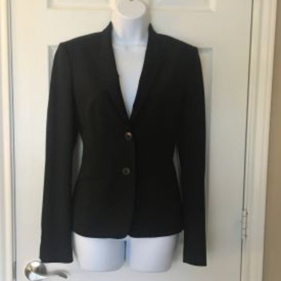 Hugo Boss Jackets & Blazers - Hugo Boss Classic Black Blazer
